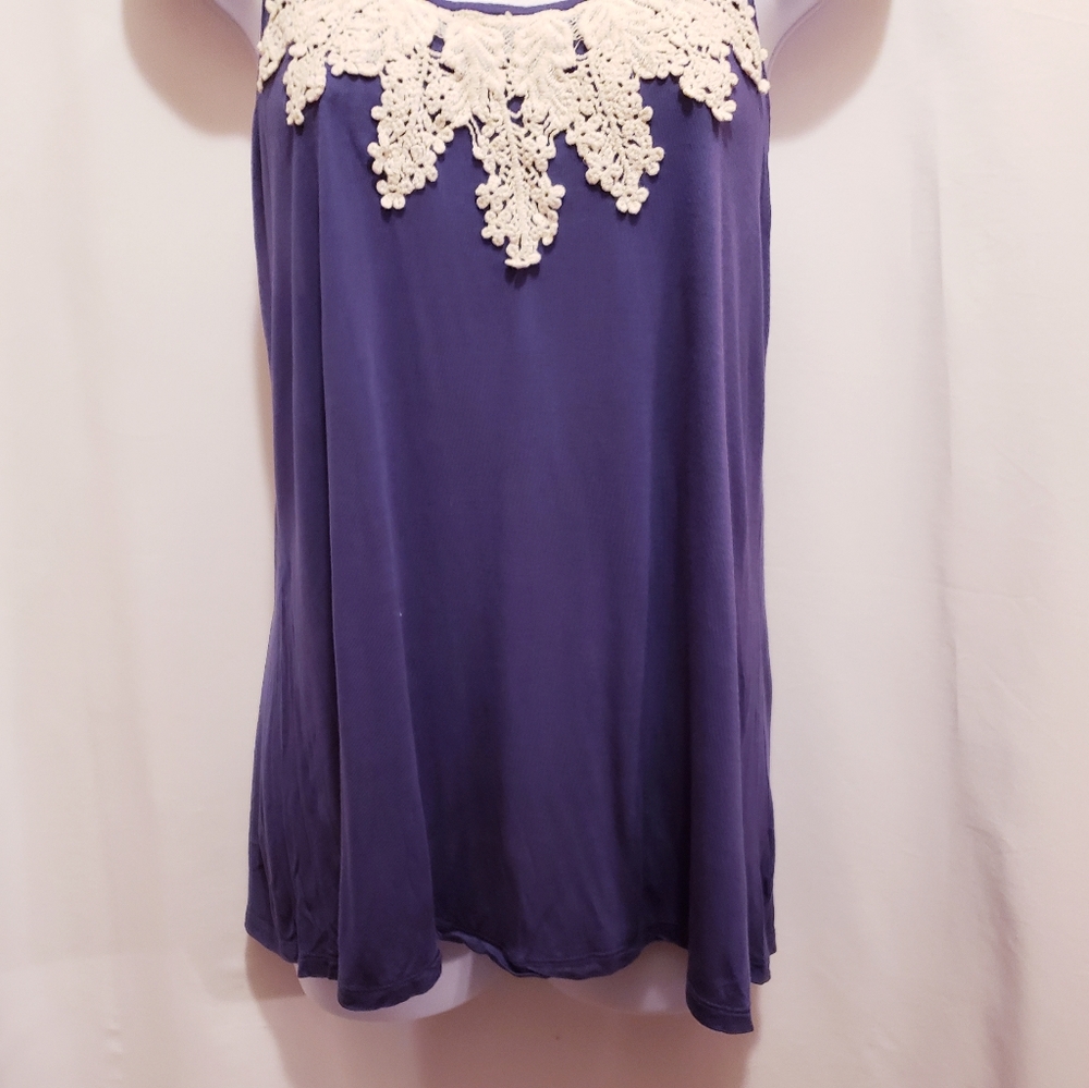 French Laundry Spaghetti Strap Cami - Size M - Picture 4 of 8